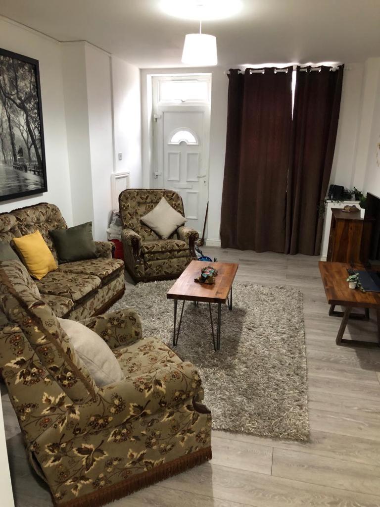 Bed and Breakfast Alpha House Лондон Экстерьер фото