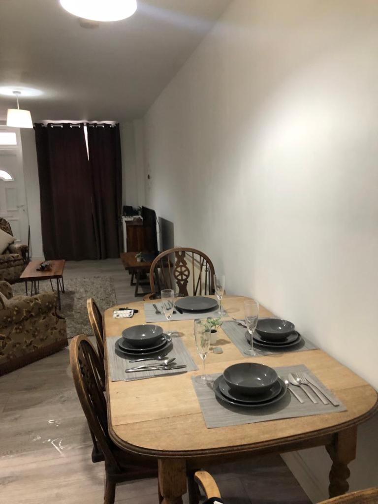 Bed and Breakfast Alpha House Лондон Экстерьер фото