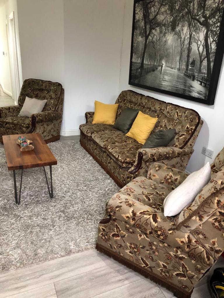Bed and Breakfast Alpha House Лондон Экстерьер фото
