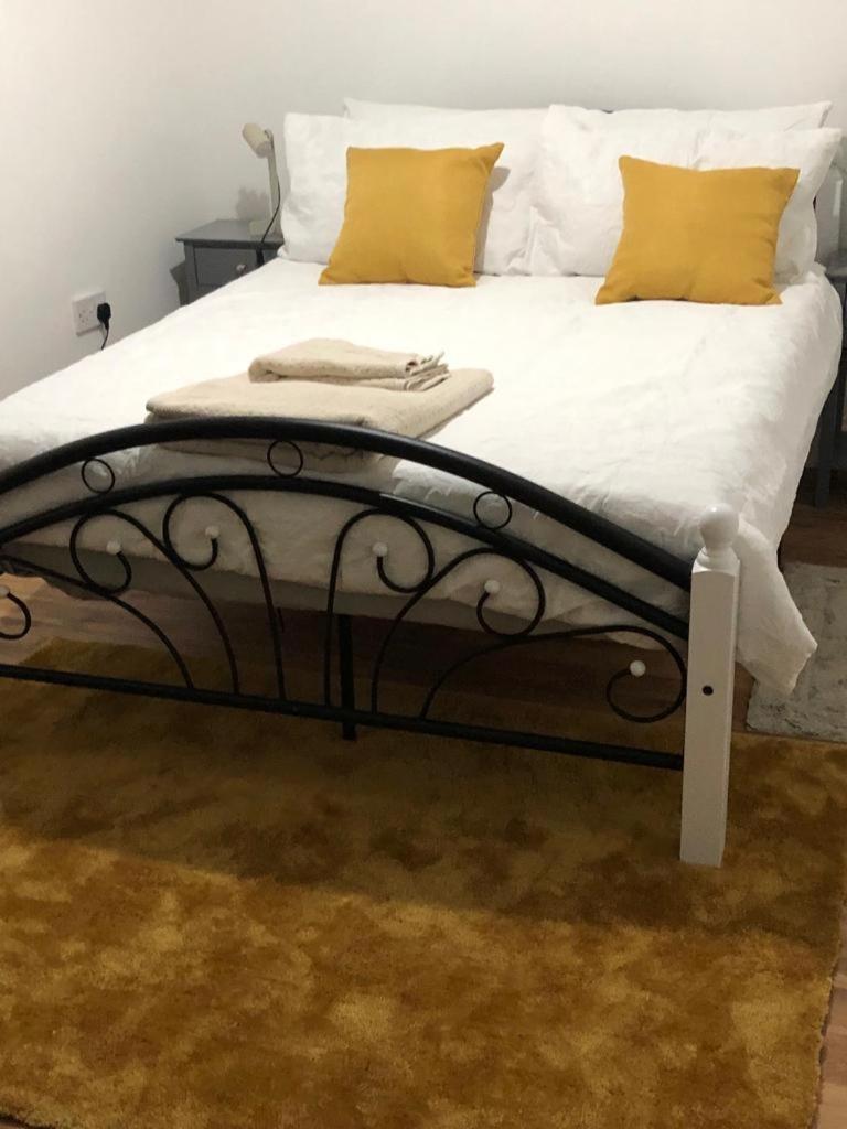 Bed and Breakfast Alpha House Лондон Экстерьер фото