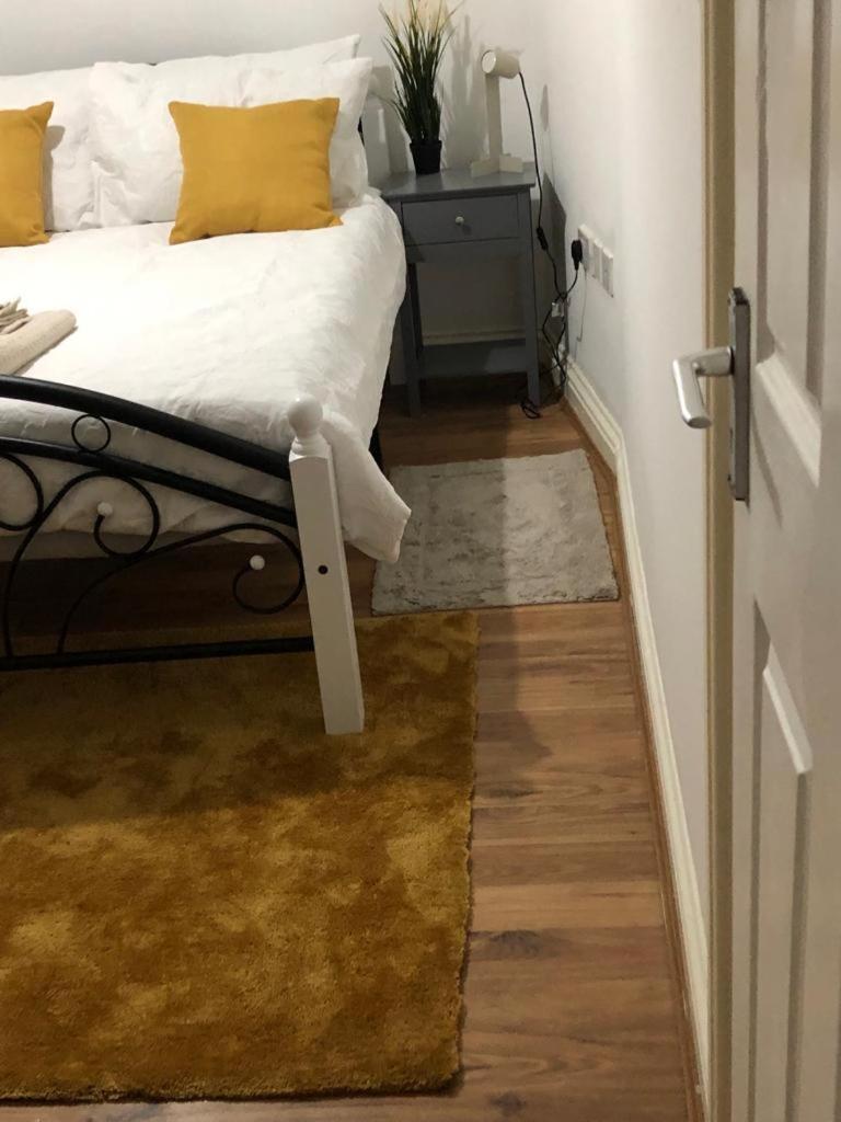 Bed and Breakfast Alpha House Лондон Экстерьер фото